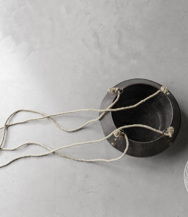 Be-Uniq Metalen Hangpot Aan Touw | H15 x B32 x D32 cm