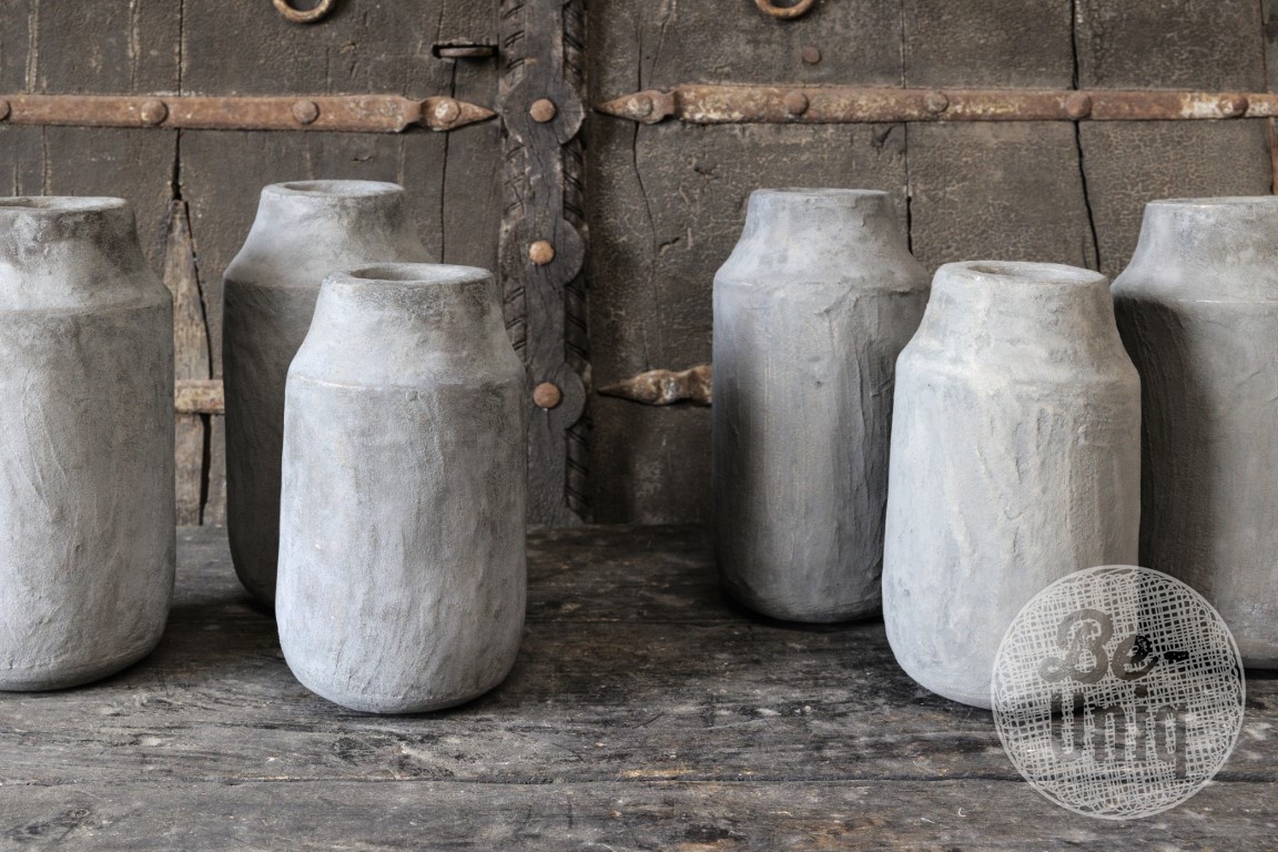 Be-Uniq Vaas | Large | Organic Collection | H31 x B14 x D14 cm