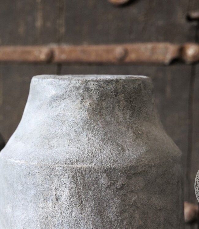 Be-Uniq Vaas | Large | Organic Collection | H31 x B14 x D14 cm