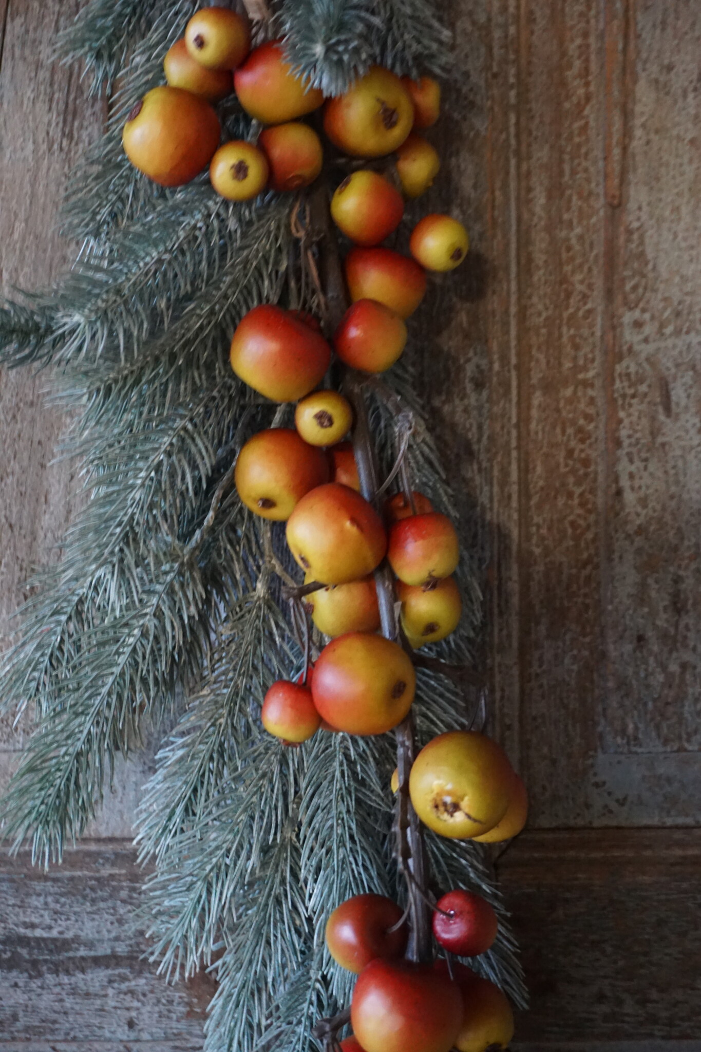 Rene Houtman Siertak Appeltjes Rood | L135cm