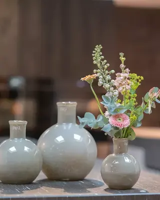 DutZ Vaas Flora | Taupe | H17 x D14 cm