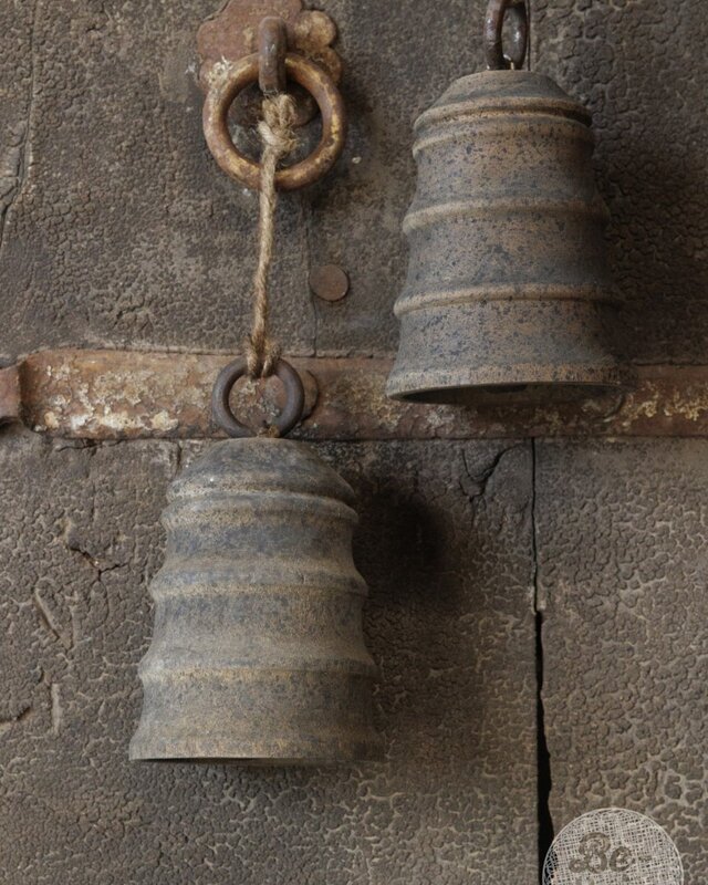 Be-Uniq Bell Raijua | Small | Island Collection | H13 x B9 x D9 cm