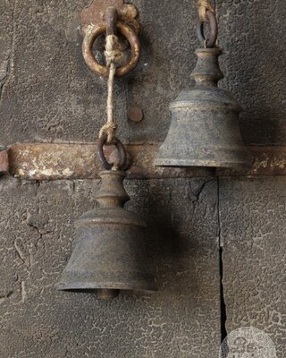 Be-Uniq Bell Romang | Small | Island Collection | H12 x B9 x D9 cm