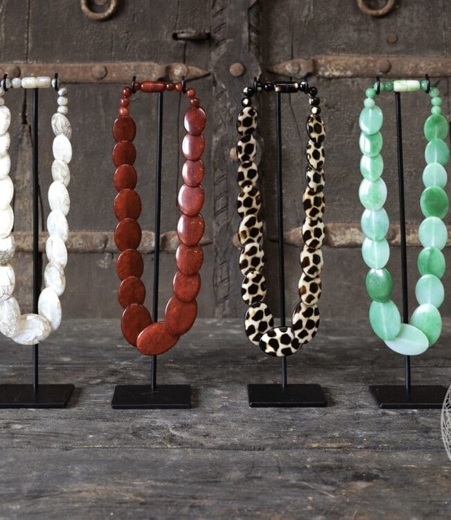 Be-Uniq Ketting Op Standaard | Naturel | H34 x B8 x D6 cm