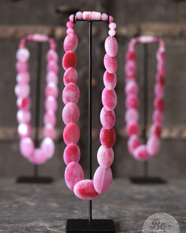 Be-Uniq Ketting Op Standaard | Rose | H34 x B8 x D6 cm