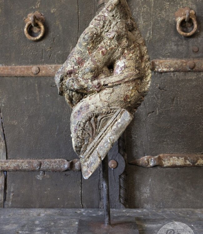 Be-Uniq Antiek Paard Op Standaard | India | H50 x B20 x D13 cm