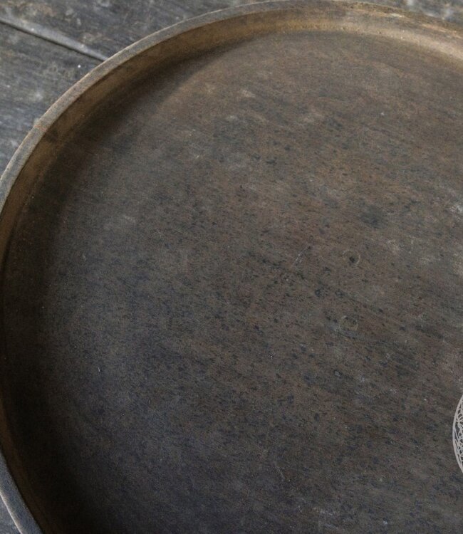 Be-Uniq Plateau Sumba | Island Collection | H12 x B44 x D44 cm