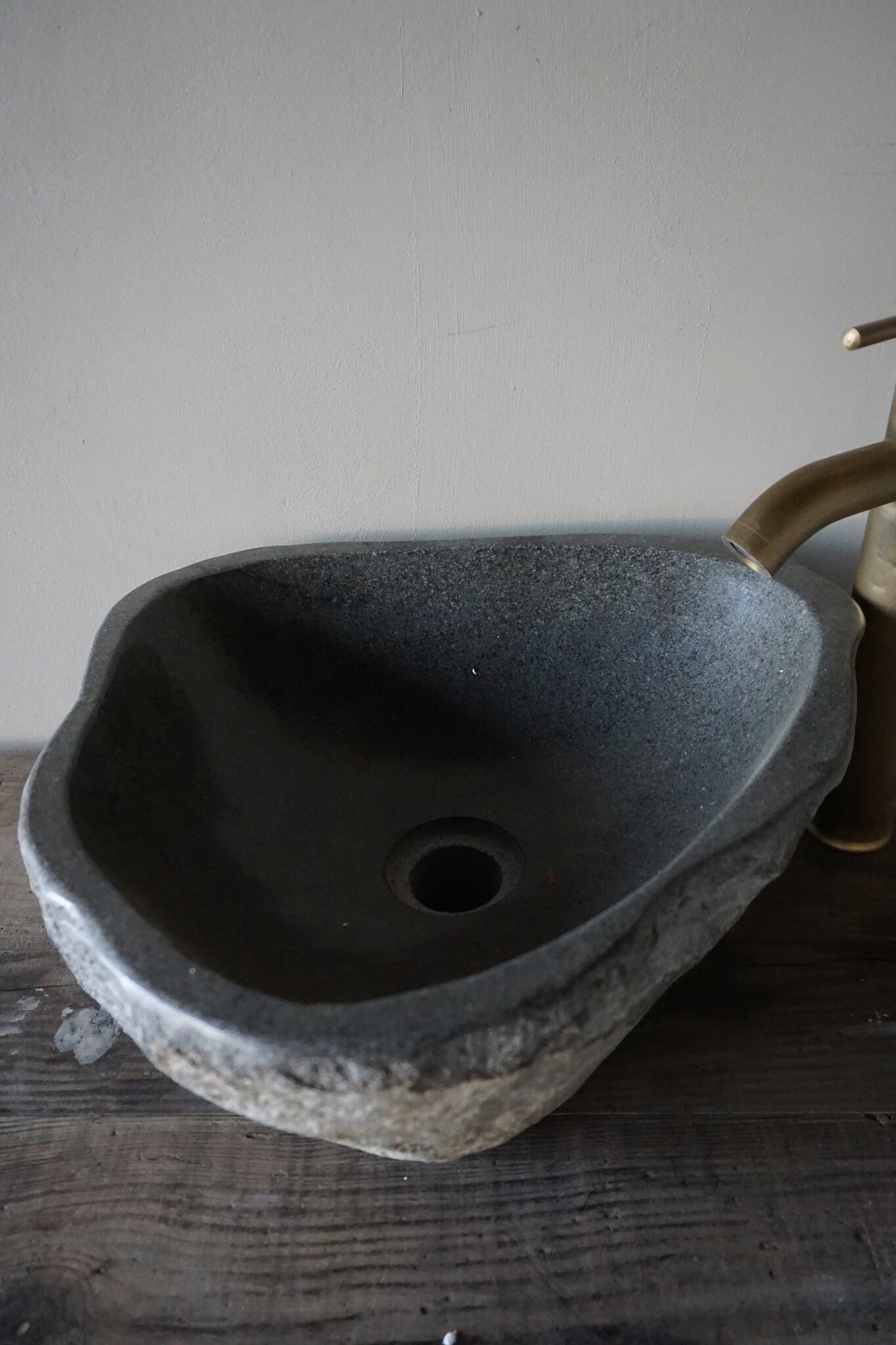 Rene Houtman Medium stenen waskom + spoelgat B38 x D35 x H15