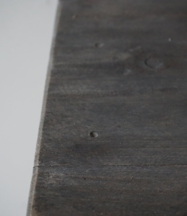 Rene Houtman Oude Wandtafel Verweerd | H82 x B101 x D51 cm