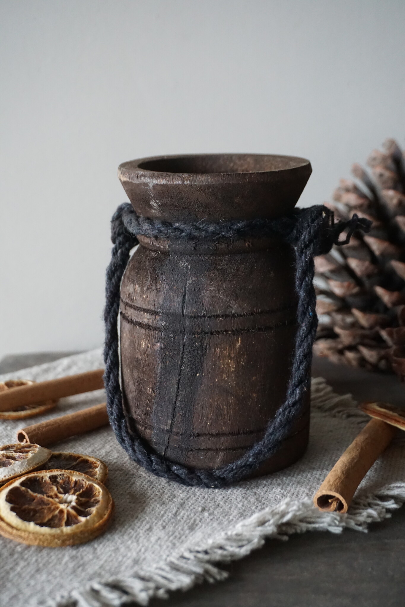 Rene Houtman Nepalese Houten Pot | Mini | Nr 3 | H13 x B8 cm