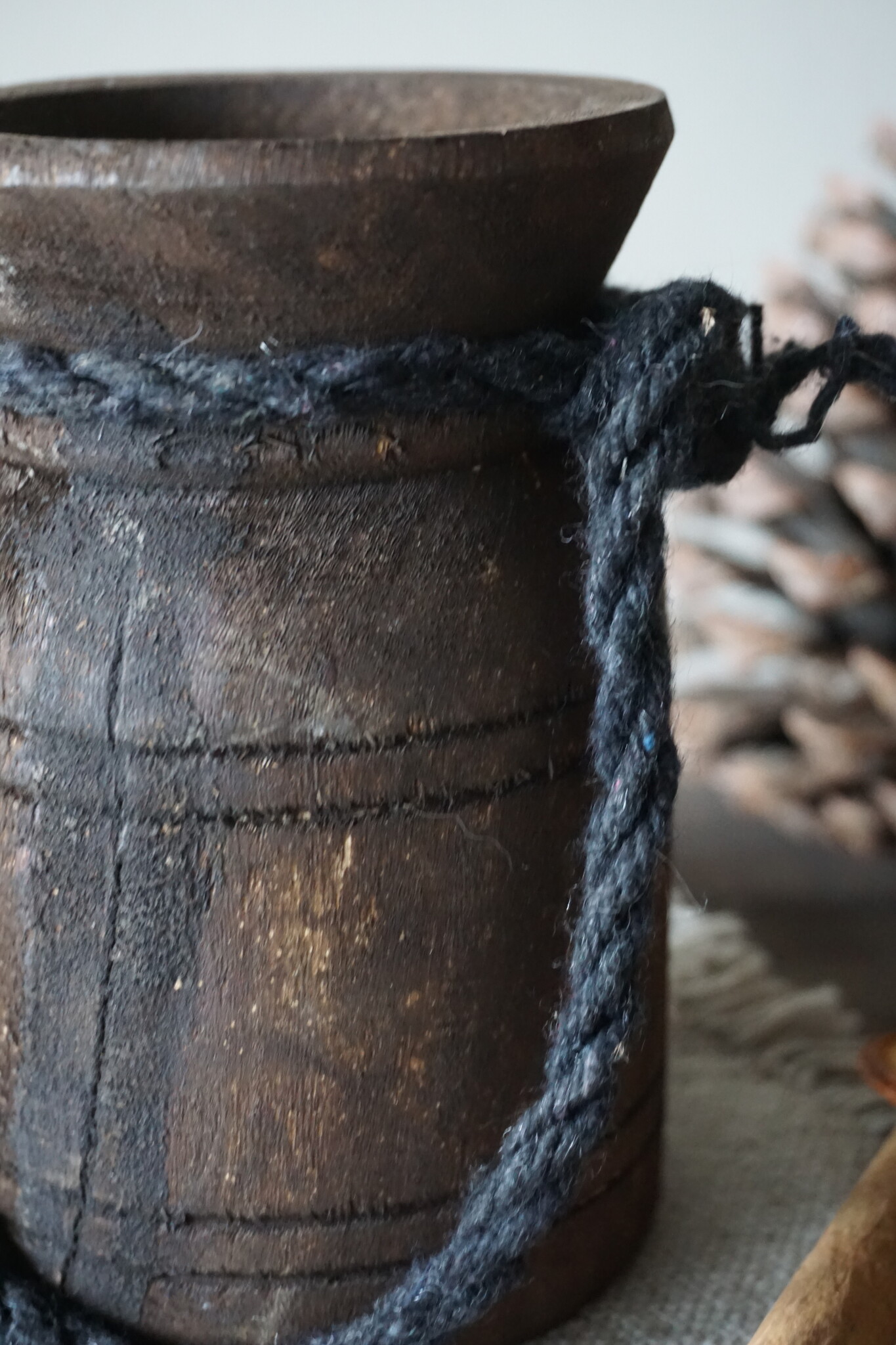Rene Houtman Nepalese Houten Pot | Mini | Nr 3 | H13 x B8 cm