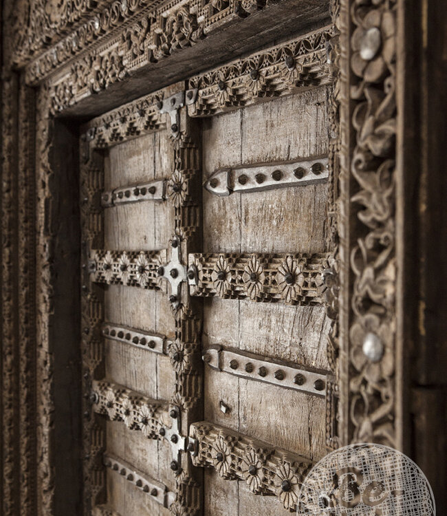 Be-Uniq Antieke Deur | India | H220 x B125 x D27 cm