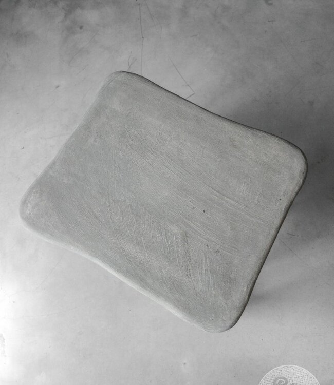 Be-Uniq Bijzettafel | 4 Poten | Organic Collection H41 x B42 x D35 cm