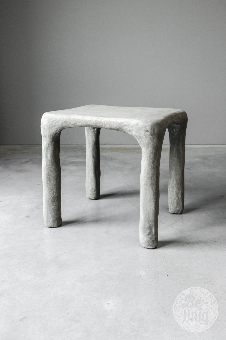 Be-Uniq Bijzettafel | 4 Poten | Organic Collection H41 x B42 x D35 cm
