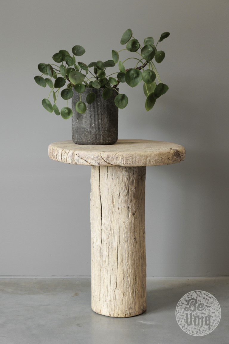 Be-Uniq Bijzettafel | Oud Hout | China | H68 x D54 cm