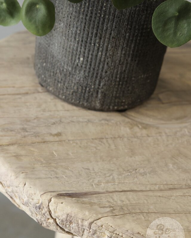 Be-Uniq Bijzettafel | Oud Hout | China | H68 x D54 cm