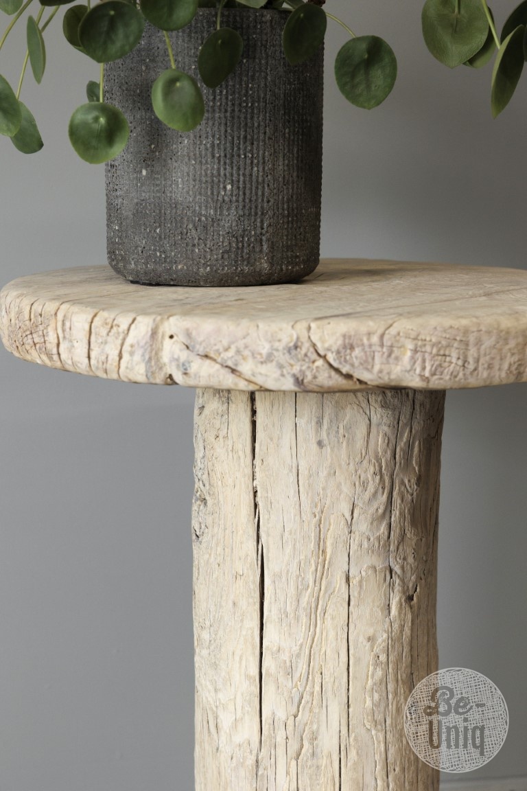 Be-Uniq Bijzettafel | Oud Hout | China | H68 x D54 cm