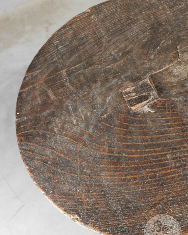Be-Uniq Oude Bijzettafel | China | Rond | H52 x D47 cm