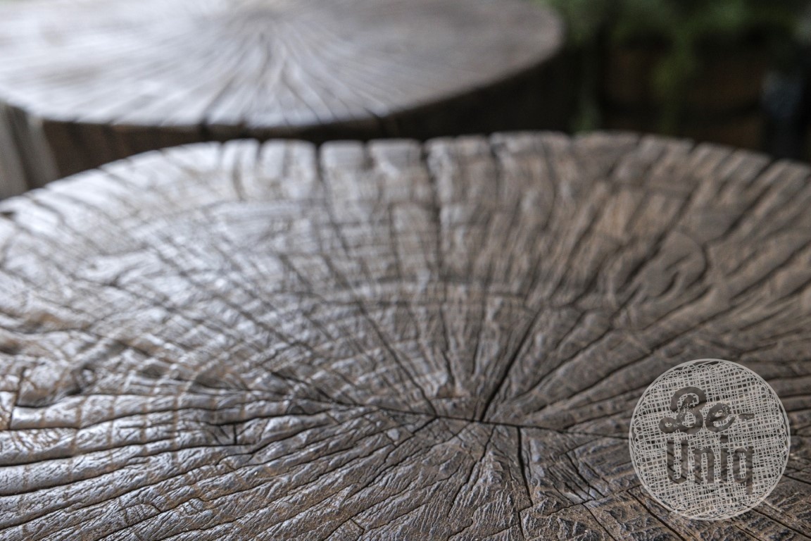 Be-Uniq Bijzettafel Oude Schijf Hout | Gerookt | H42 x B55 x D58 cm