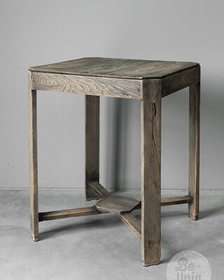 Be-Uniq Oude Bijzettafel | Rustiek Verweerd | H52 x B45 x D45 cm