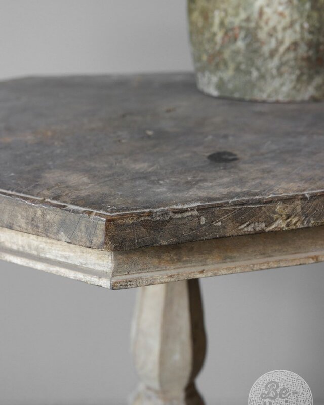 Be-Uniq Antieke Wijntafel | Indonesië | H78 x B60 x D60 cm