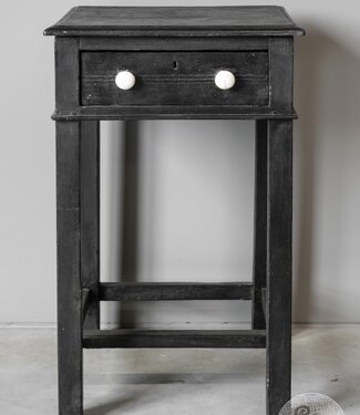 Be-Uniq Oude Bijzettafel | India | H75 x B45 x D45 cm