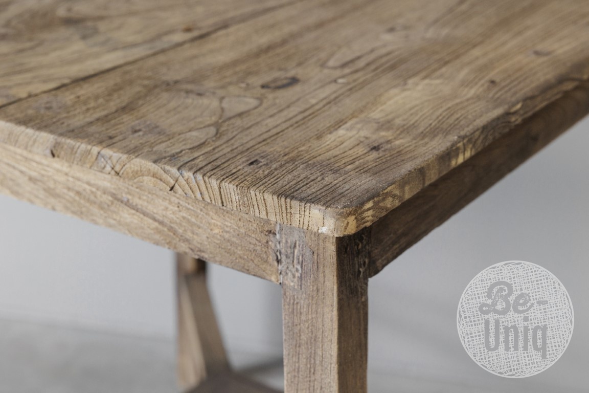 Be-Uniq Authentieke Oude Bijzettafel | India | H60 x B60 x D60 cm