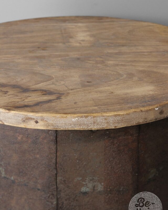 Be-Uniq Bijzettafel | Oude Ton | India | H45 x D57 cm