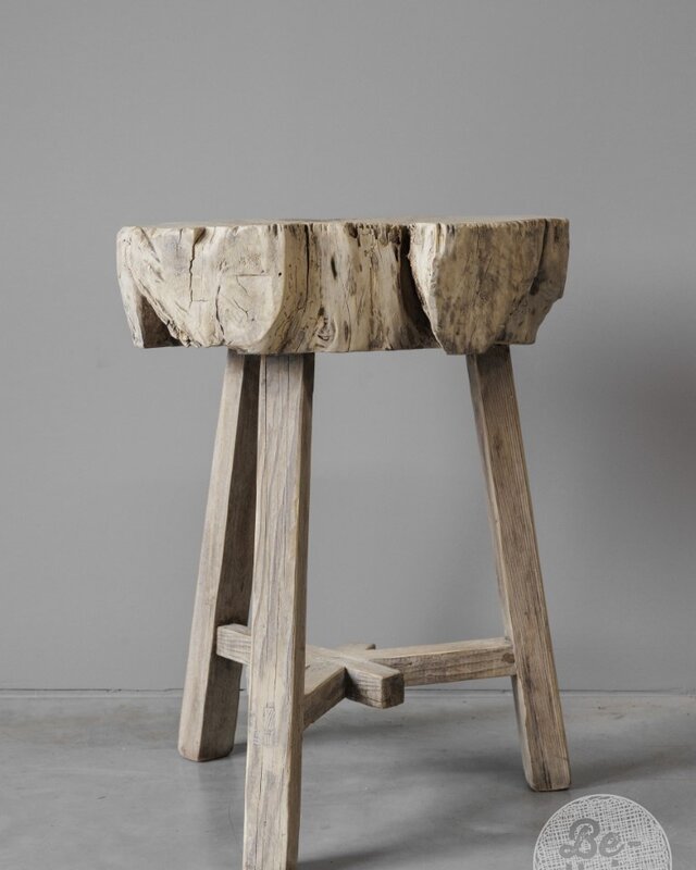 Be-Uniq Originele Bijzettafel | Oud Hakblok | H68 x B50 x D47 cm