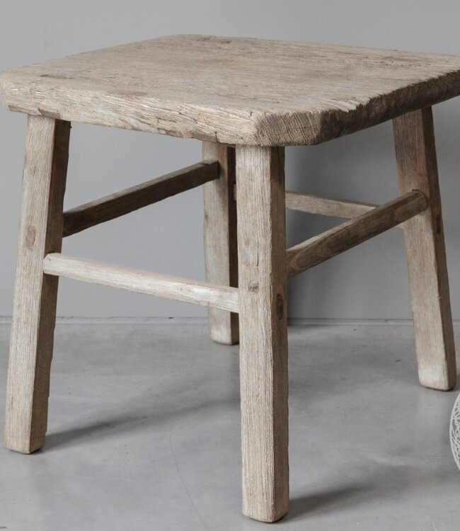 Be-Uniq Oude Bijzettafel | China | 3 Maten Verkrijgbaar