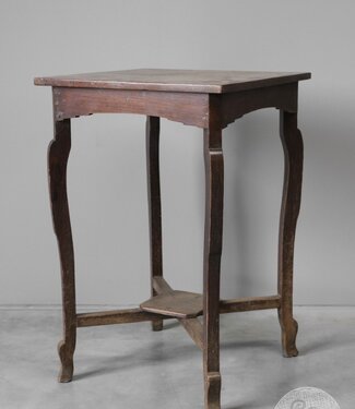 Be-Uniq Oude Bijzettafel | India | H69 x B44 x D45 cm