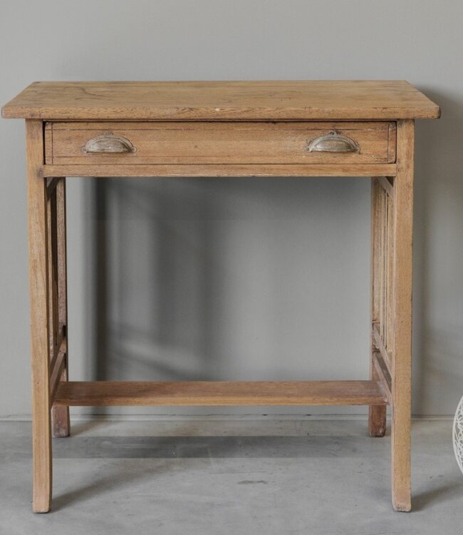 Be-Uniq Oude Bijzettafel Met Lade | India | H69 x B68 x D39 cm