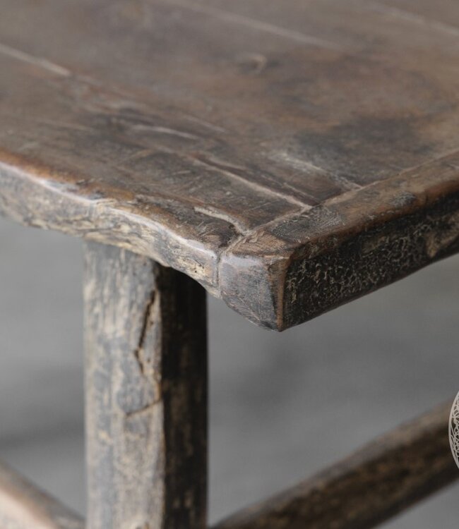 Be-Uniq Oude Bijzettafel | China | H40 x B75 x D62 cm