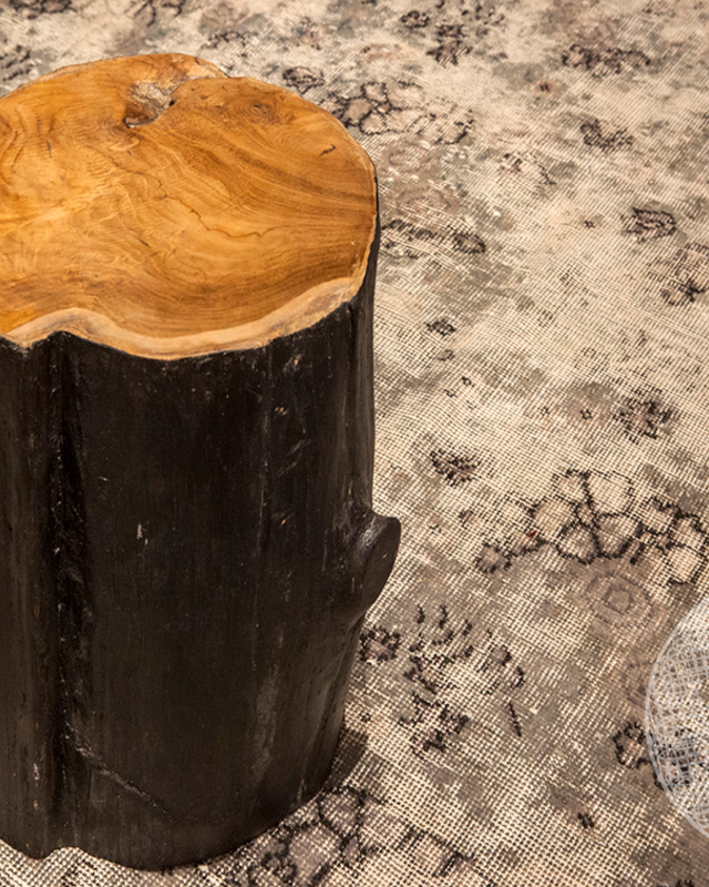 Be-Uniq Hoge Bijzettafel | Hollow | 2 Kleuren Verkrijgbaar