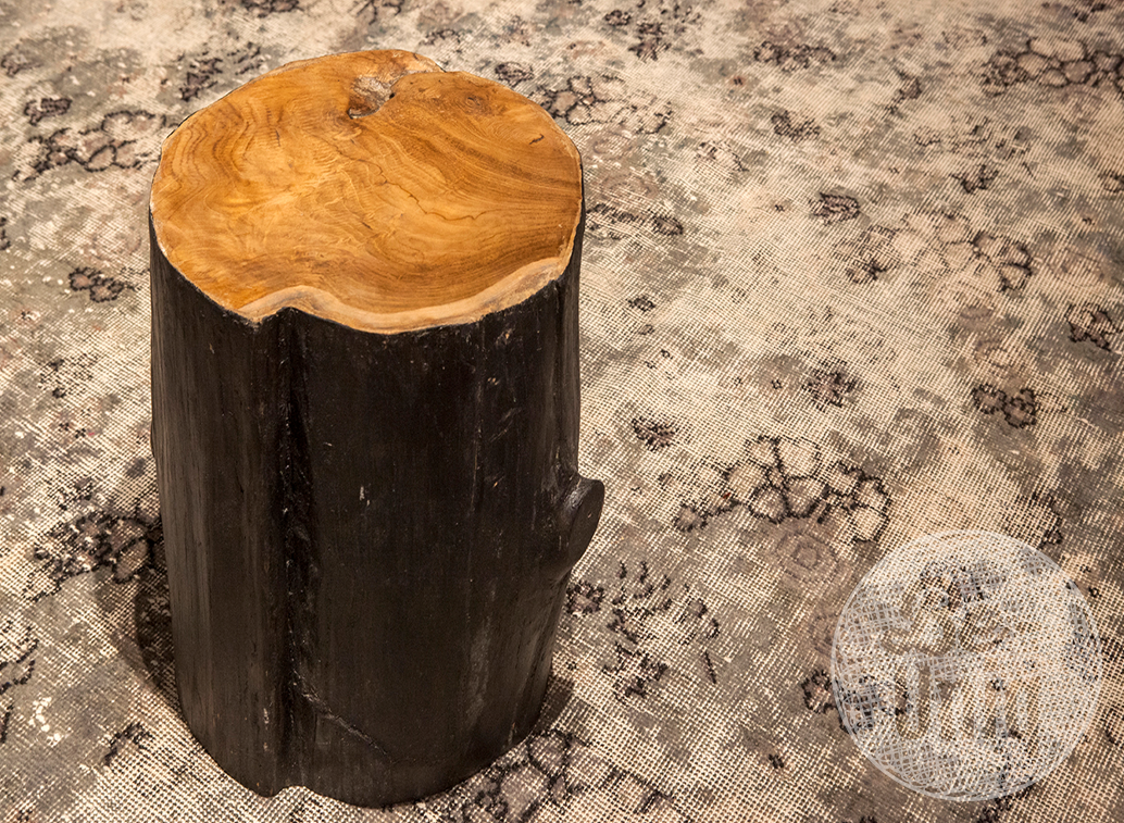 Be-Uniq Hoge Bijzettafel | Hollow | 2 Kleuren Verkrijgbaar