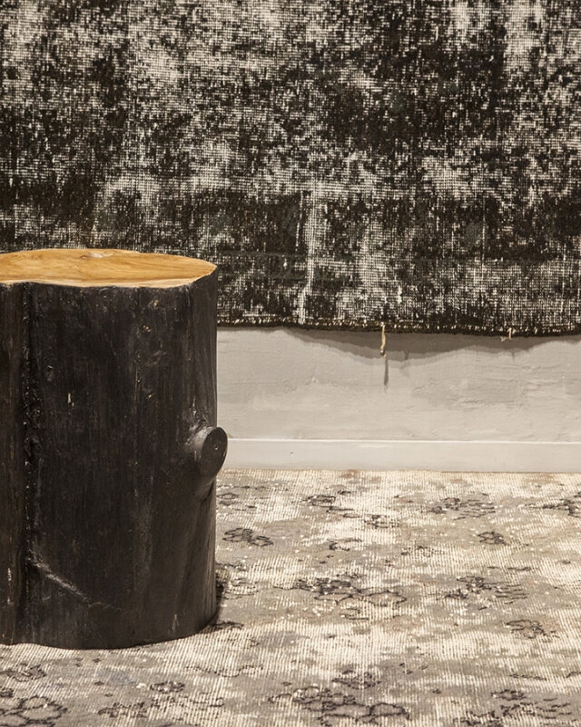 Be-Uniq Hoge Bijzettafel | Log | 2 Kleuren Verkrijgbaar
