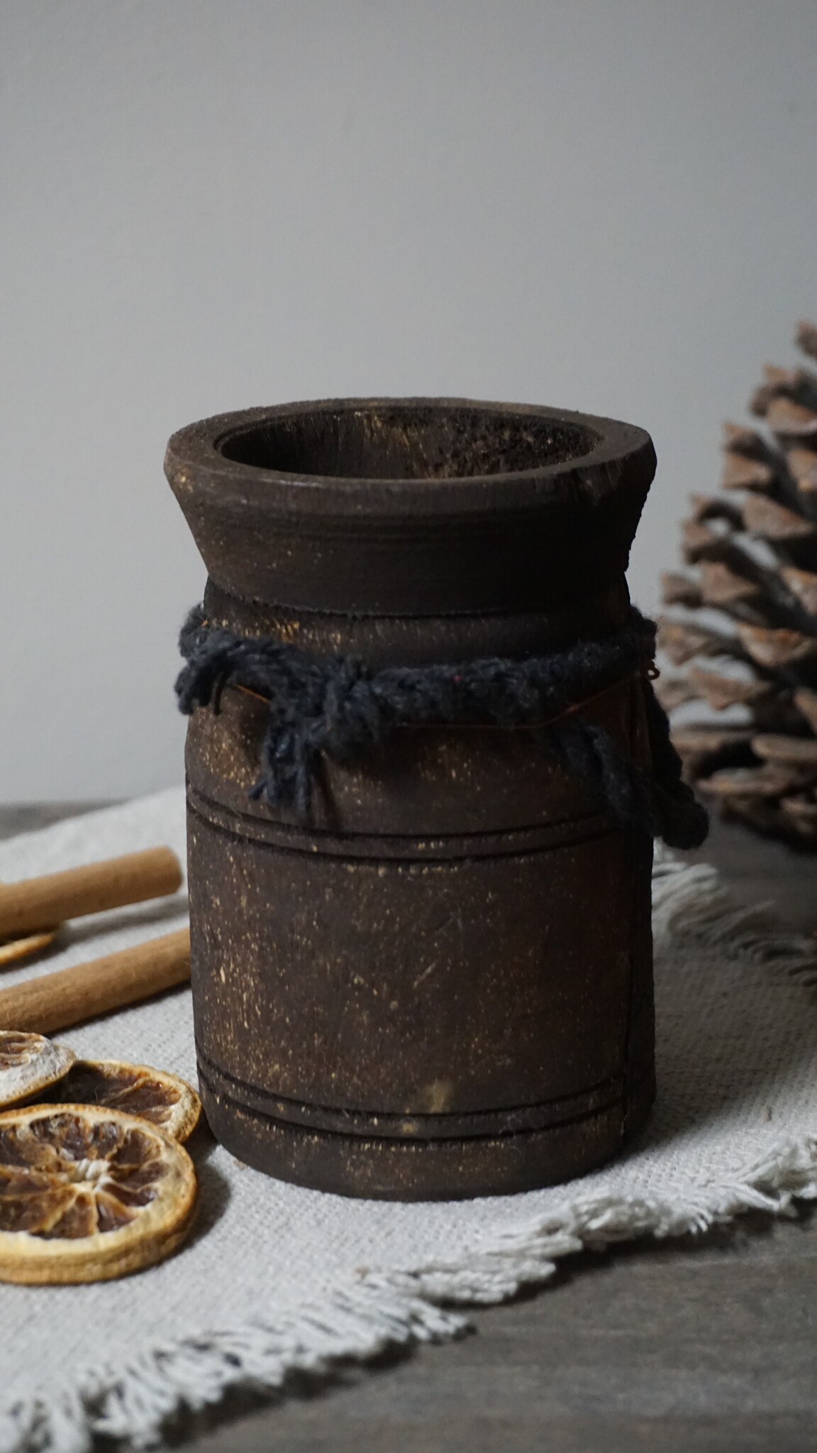 Rene Houtman Nepalese Houten Pot Mini | H12 x D8 cm