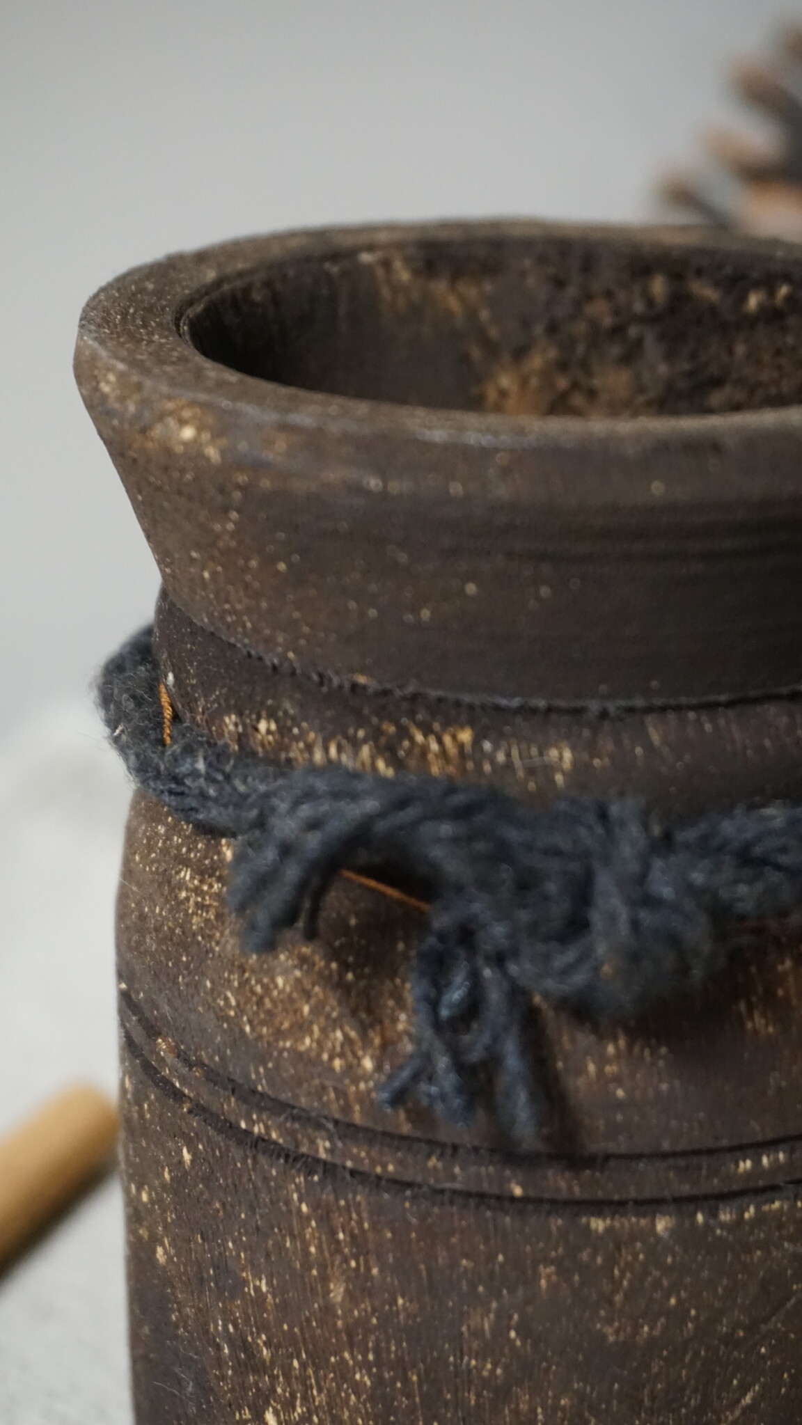 Rene Houtman Nepalese Houten Pot Mini | H12 x D8 cm