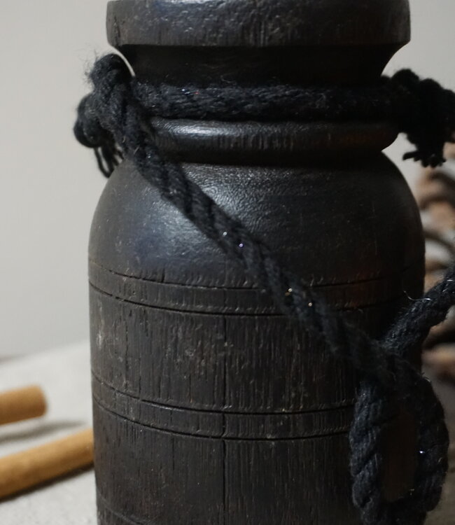 Rene Houtman Nepalese Houten Pot Mini | H13 x D7 cm