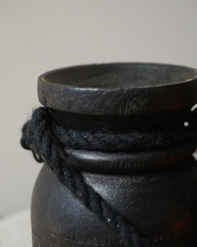 Rene Houtman Nepalese Houten Pot Mini | H13 x D7 cm