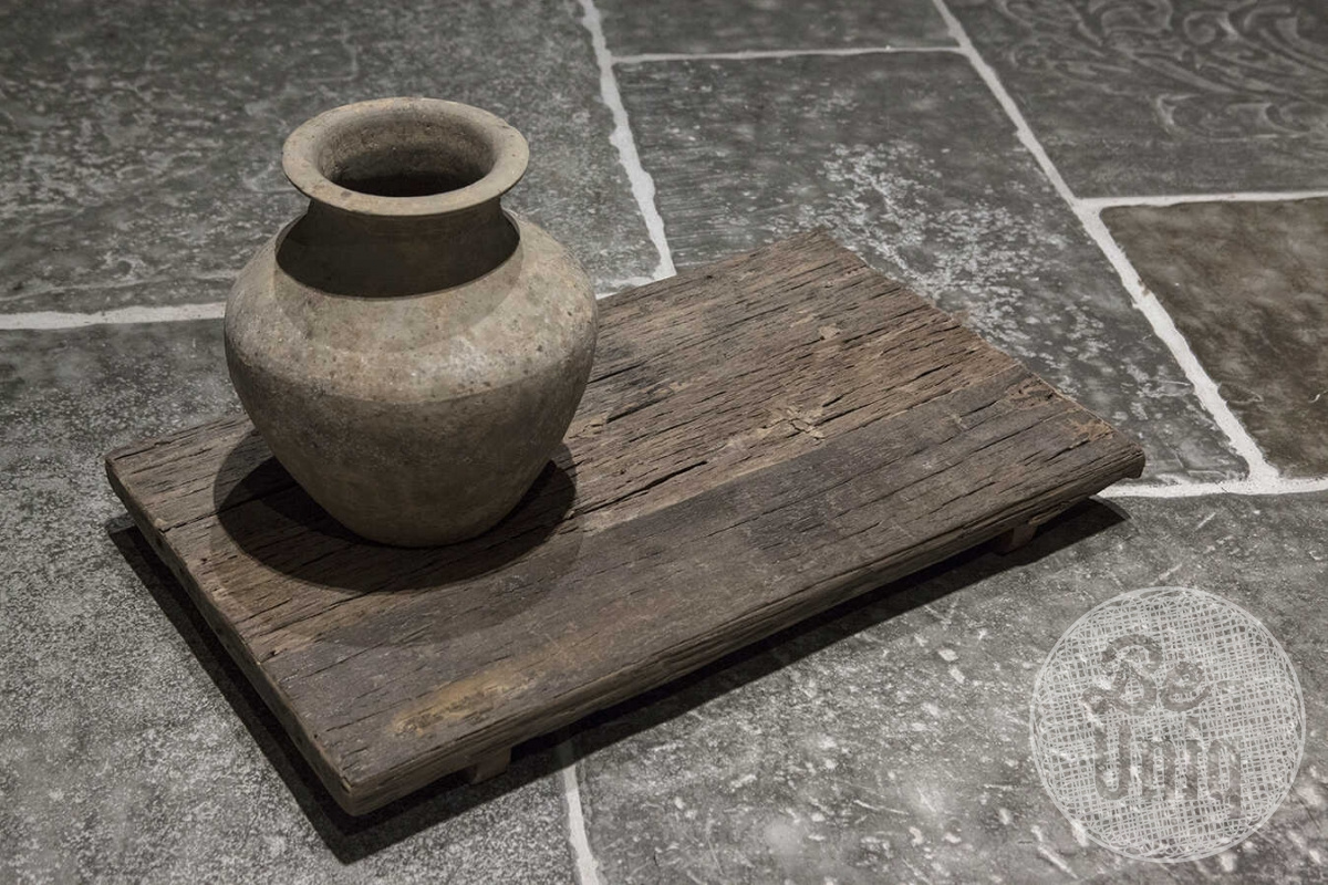 Be-Uniq Bajot | Oud Verweerd Hout | H5 x B30 x D50 cm