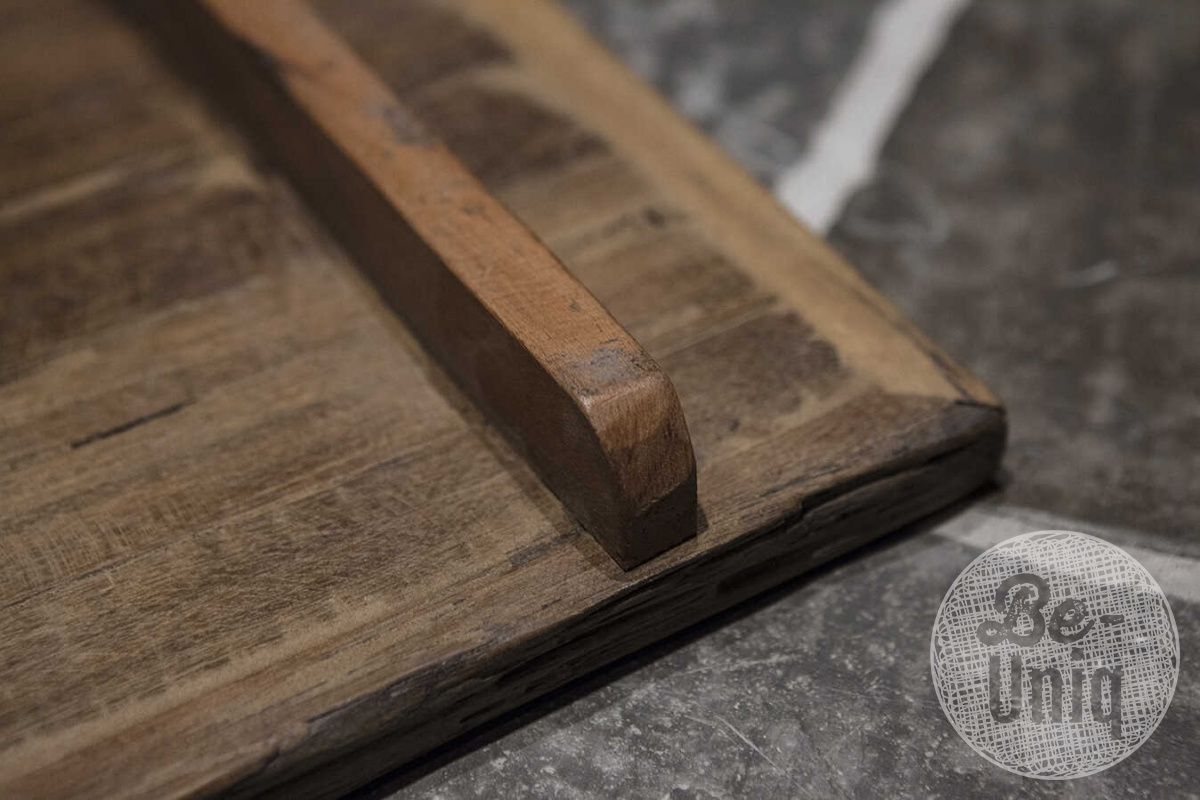 Be-Uniq Bajot | Oud Verweerd Hout | H5 x B30 x D50 cm