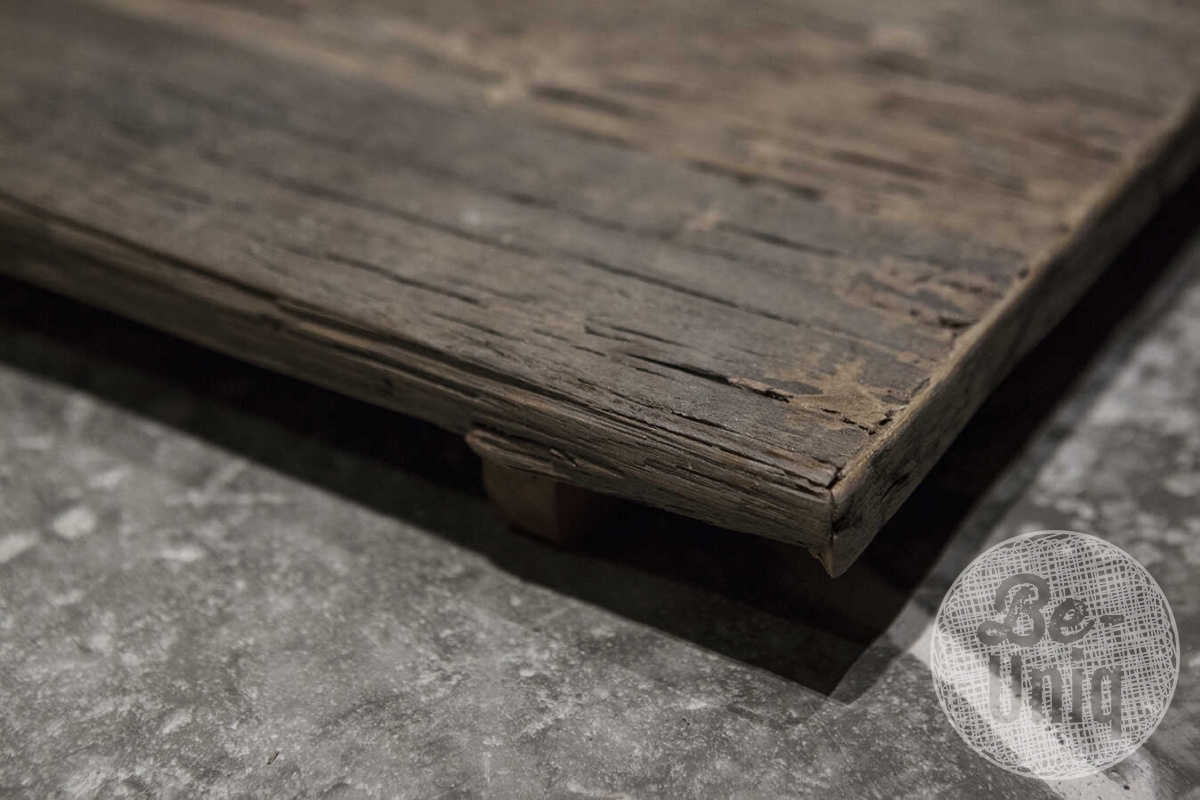 Be-Uniq Bajot | Oud Verweerd Hout | H5 x B30 x D50 cm