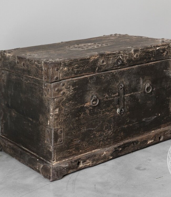 Be-Uniq Antieke Kist | China | H38 x B59 x D38 cm