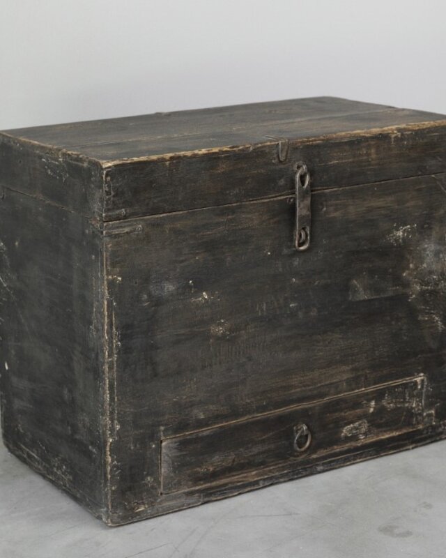 Be-Uniq Antieke Kist | China | H40 x B47 x D28 cm