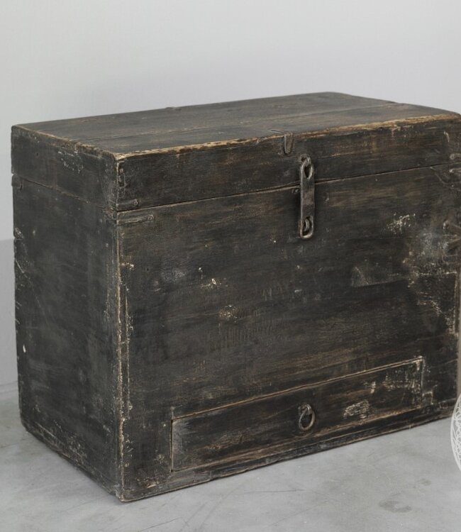 Be-Uniq Antieke Kist | China | H40 x B47 x D28 cm