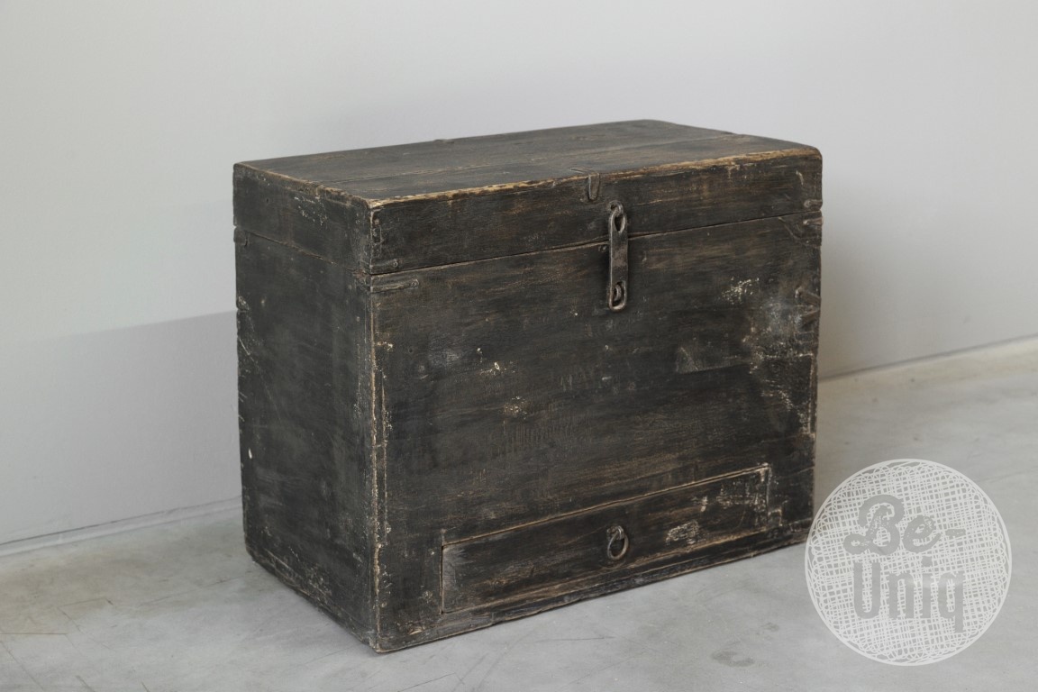 Be-Uniq Antieke Kist | China | H40 x B47 x D28 cm