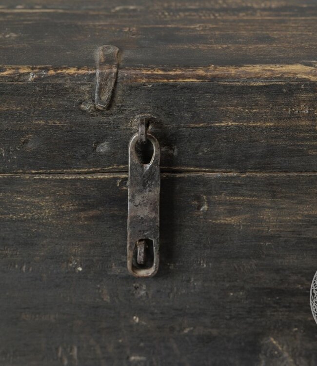 Be-Uniq Antieke Kist | China | H40 x B47 x D28 cm