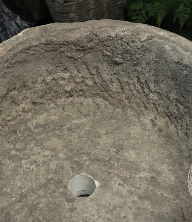 Be-Uniq Unieke Oude Wastrog | India | H23 x D48 cm