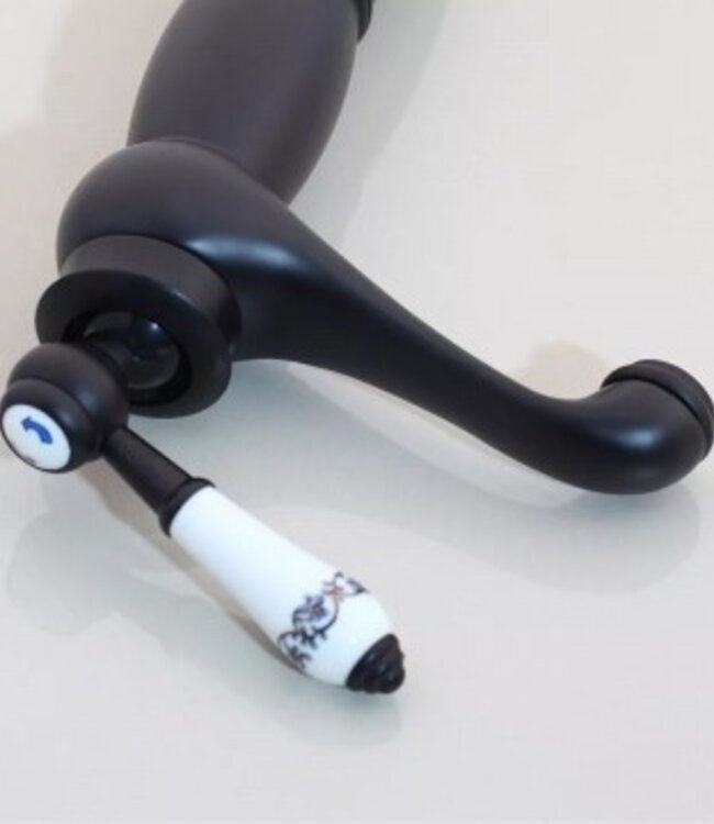 Rene Houtman Nostalgische Wastafelkraan | Zwart | H31 cm